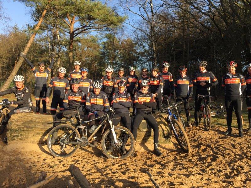 Je bekijkt nu MTB oliebollentocht