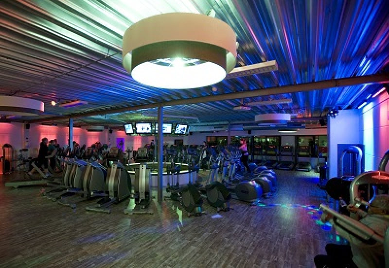 Je bekijkt nu Spinning met de club?